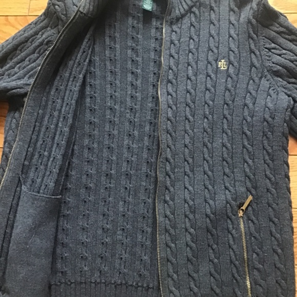 Cardigan - Picture 5 of 5